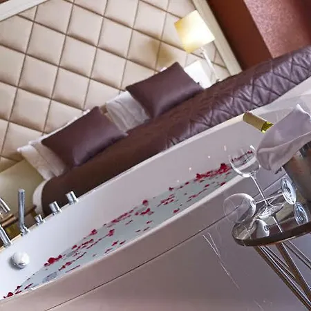 Taba Luxury And اسطنبول