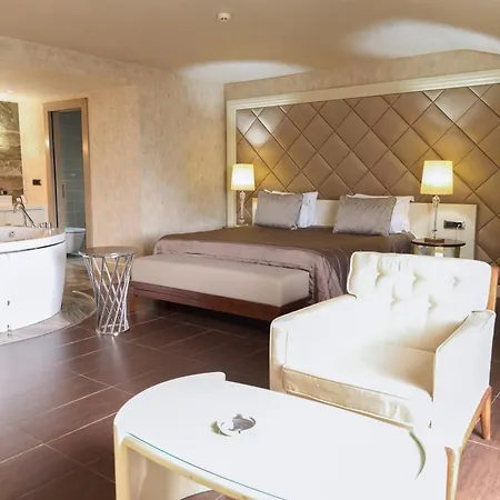 Taba Luxury And Hotel