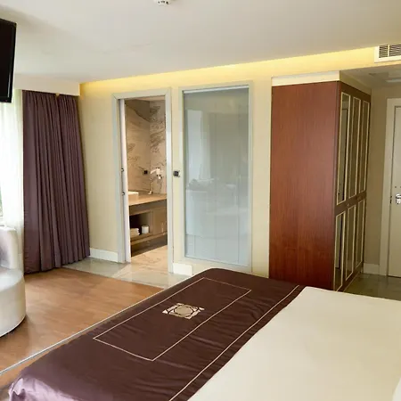 Otel Taba Luxury And İstanbul