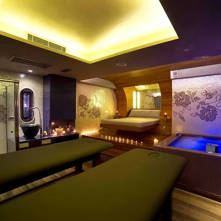 Taba Luxury And 酒店 4*