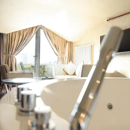 Taba Luxury And מלון 4*