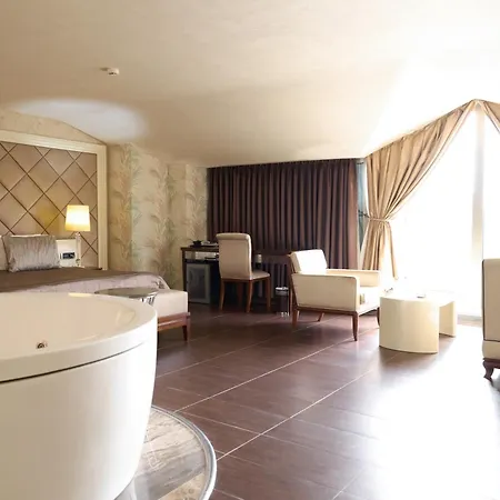 Taba Luxury And מלון איסטמבול