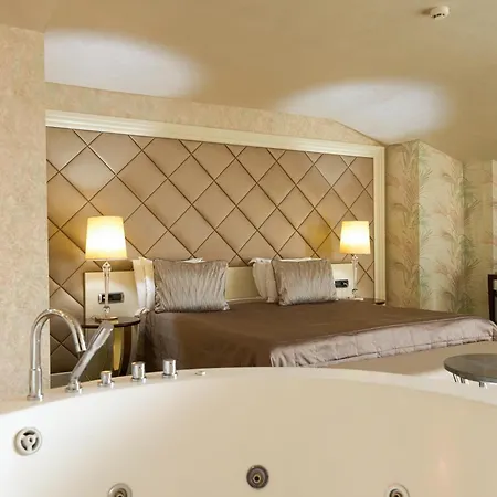 Taba Luxury And איסטמבול